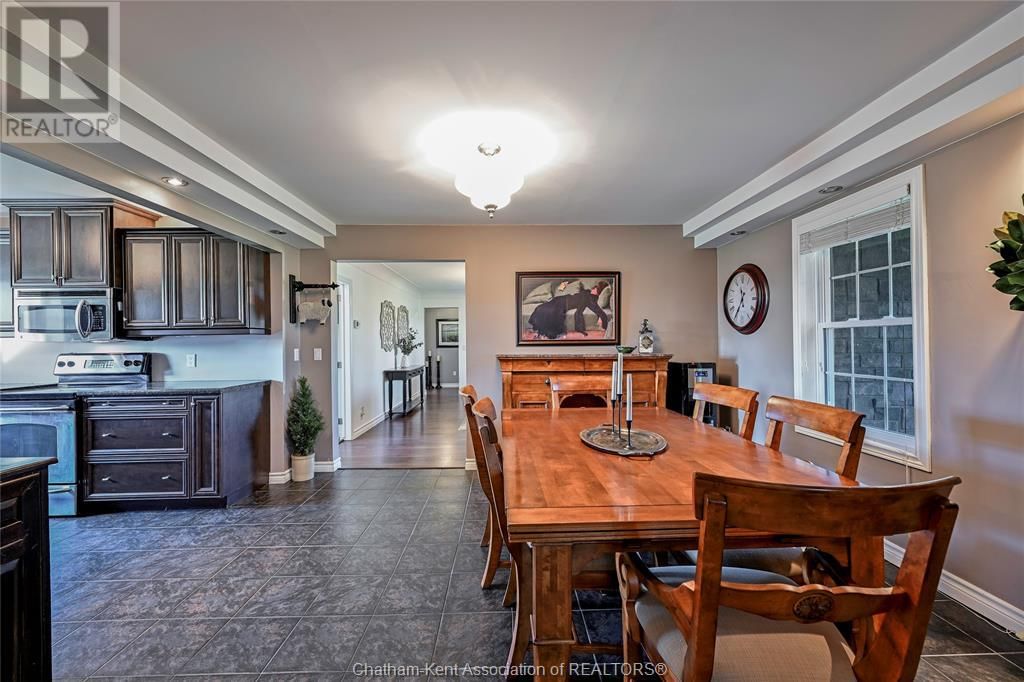 6233 EIGHTH LINE Image 9