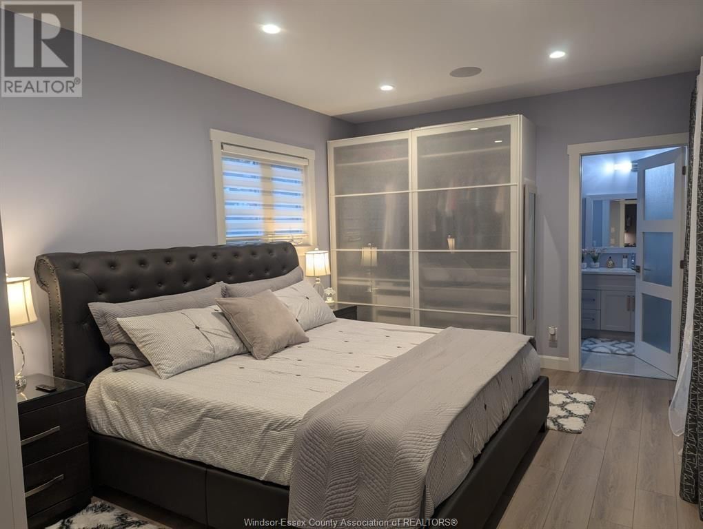 643 POINT PELEE DRIVE Image 14
