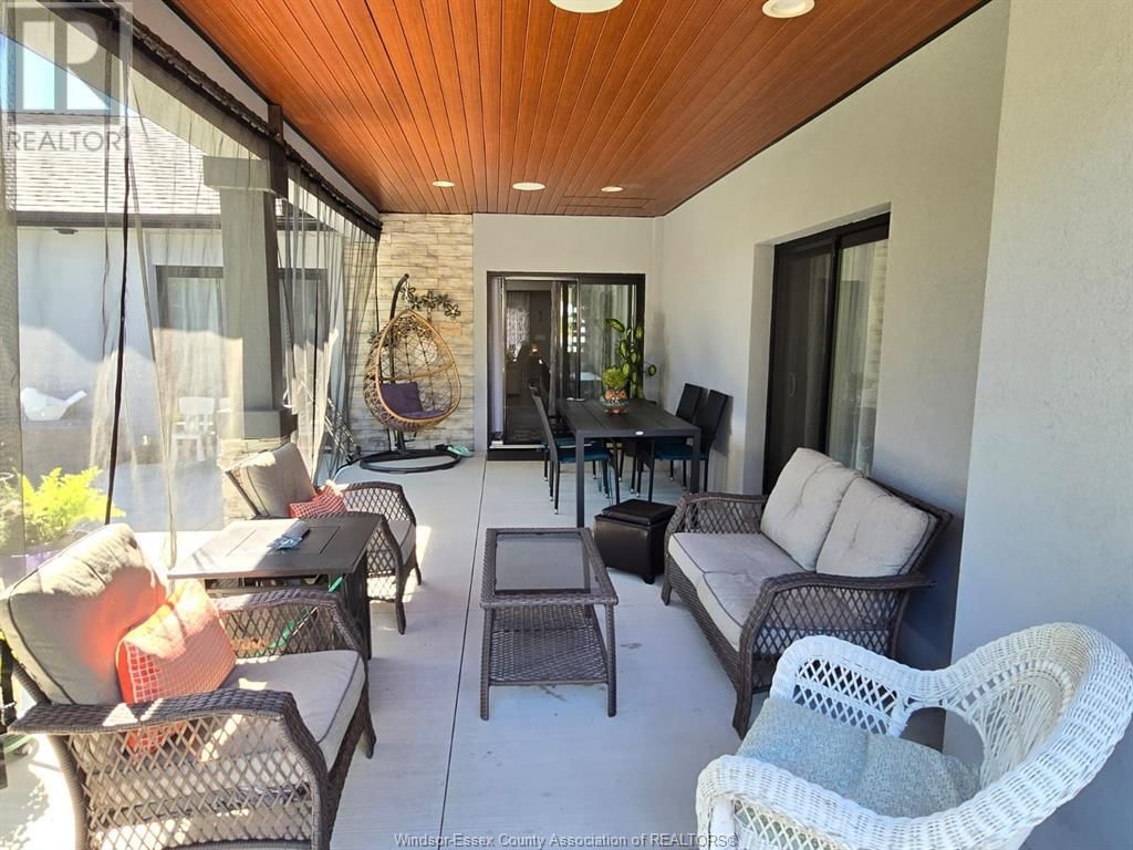643 POINT PELEE DRIVE Image 29