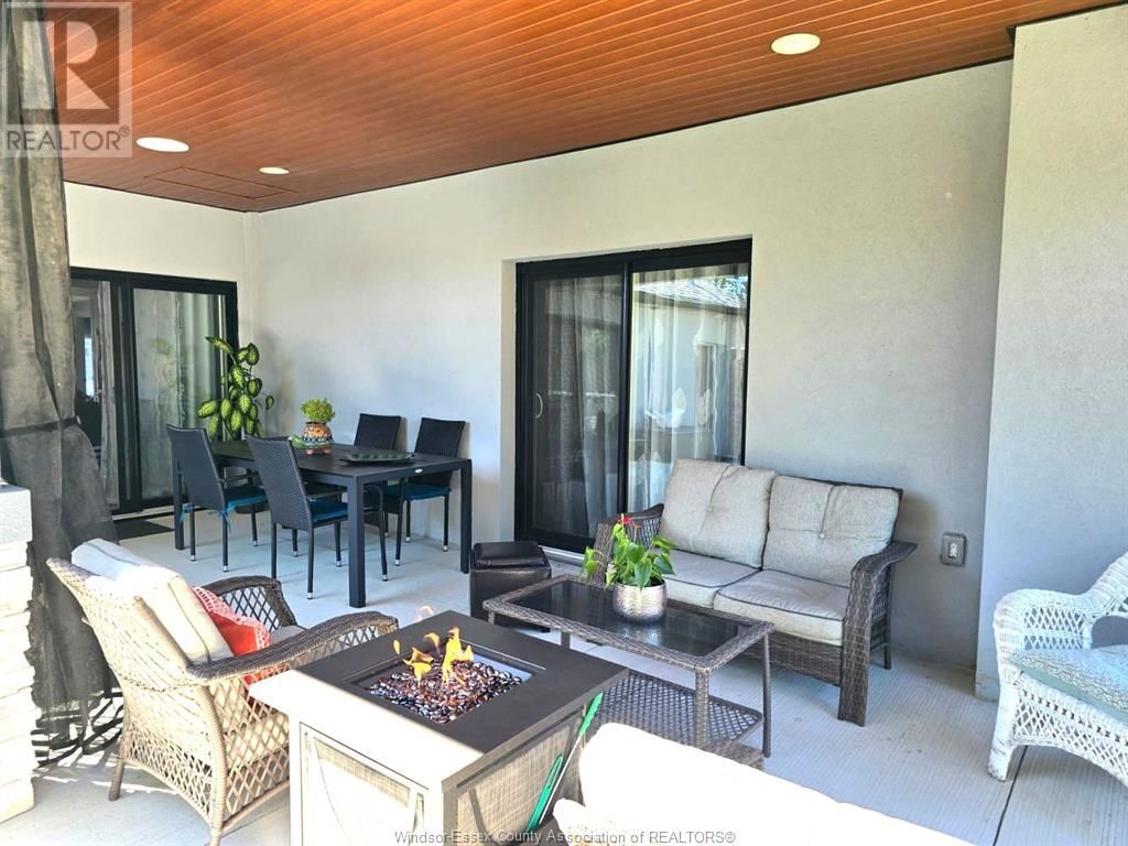 643 POINT PELEE DRIVE Image 30