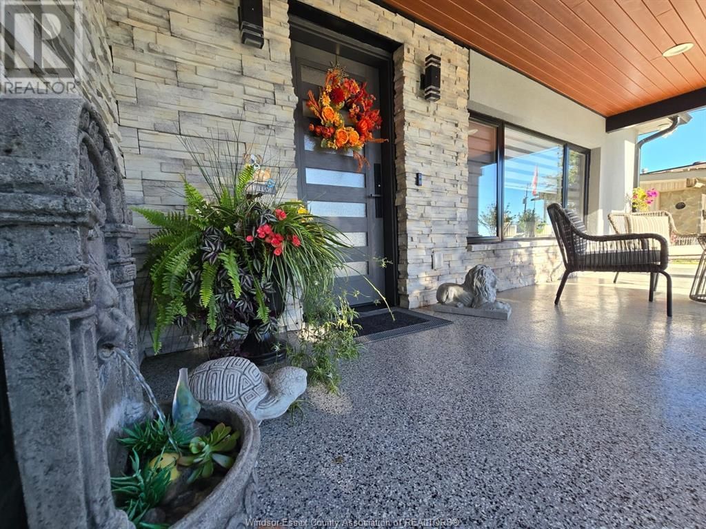 643 POINT PELEE DRIVE Image 5