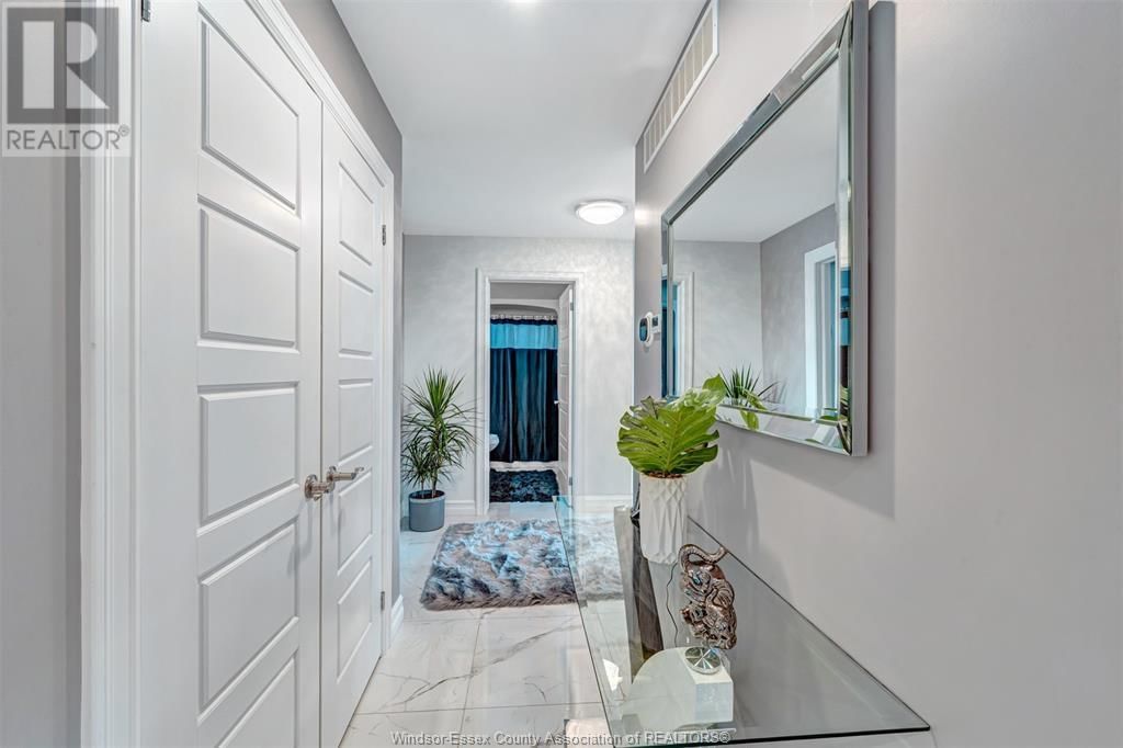 5526 NOSTADT CRESCENT Image 9
