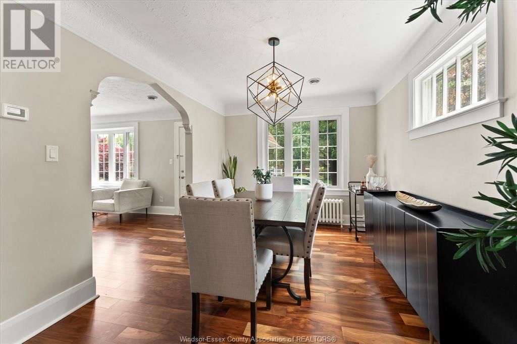 2163 GLADSTONE AVENUE Image 11