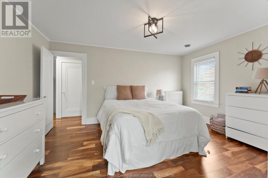 2163 GLADSTONE AVENUE Image 19