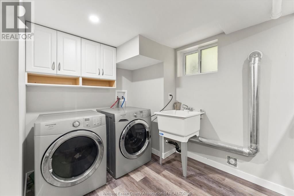 2163 GLADSTONE AVENUE Image 28