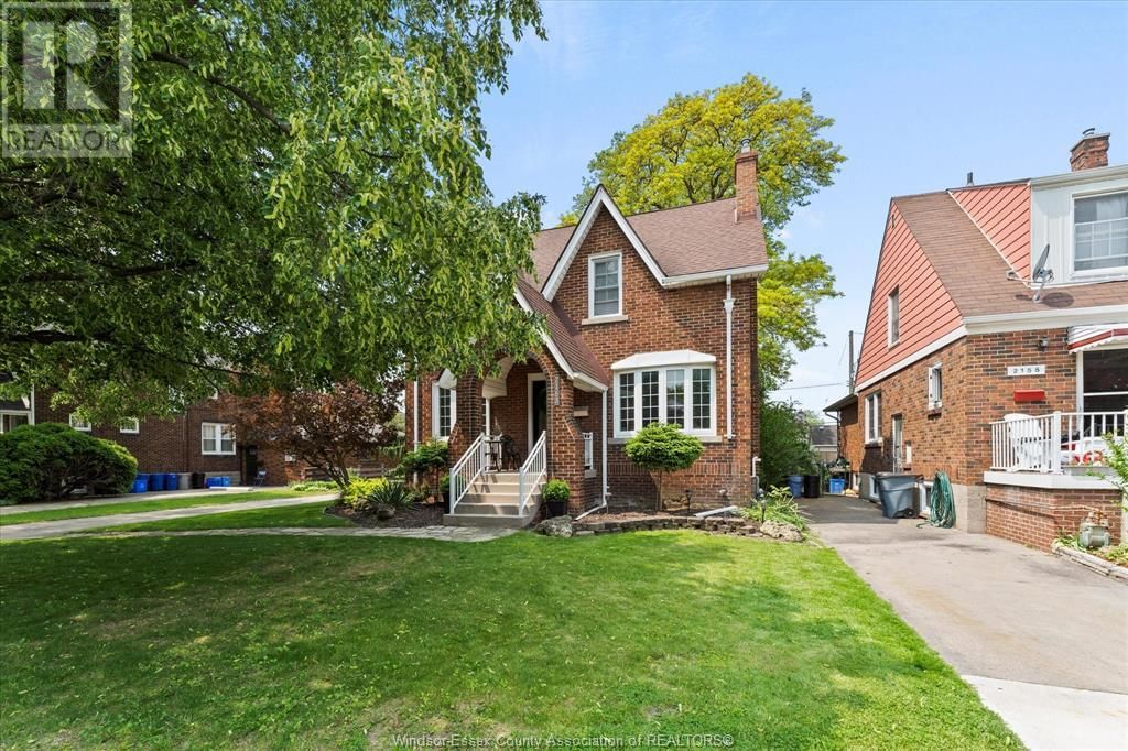 2163 GLADSTONE AVENUE Image 3