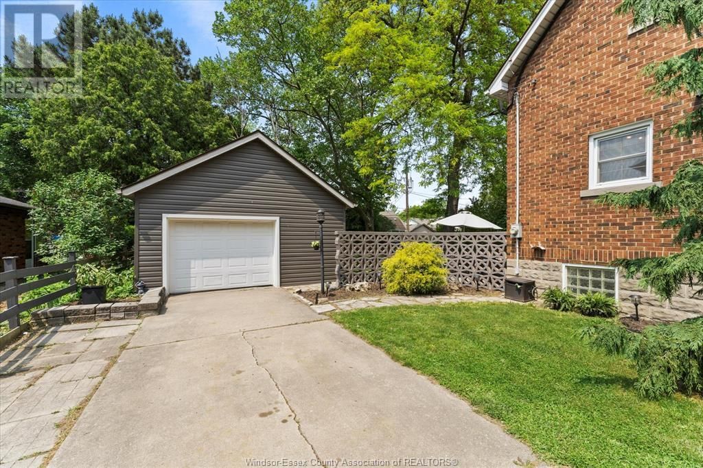 2163 GLADSTONE AVENUE Image 5