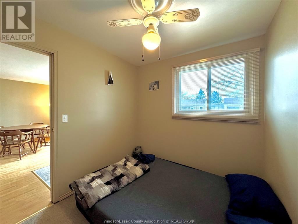 3651 BARRYMORE LANE Image 11