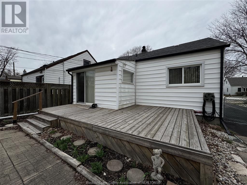 3651 BARRYMORE LANE Image 14