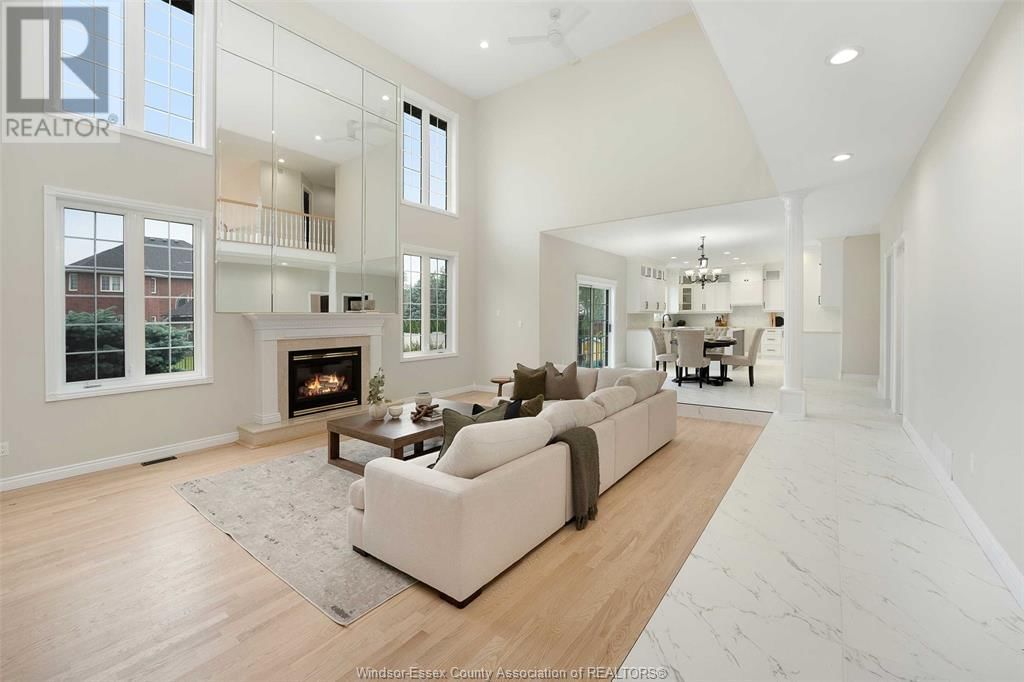 2865 TRAFALGAR COURT Image 13