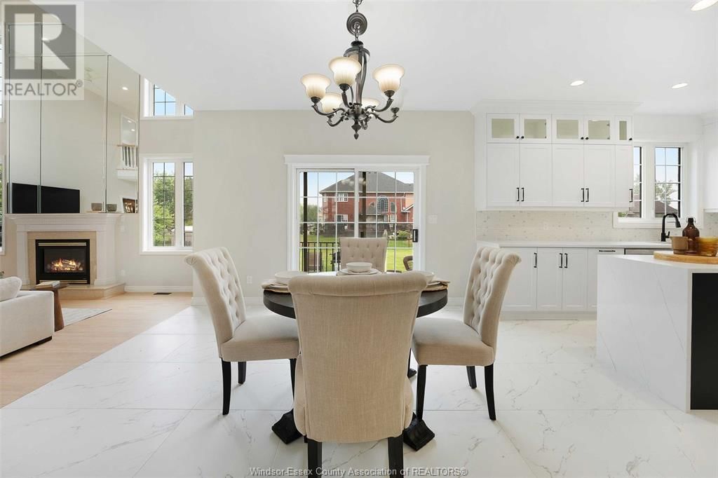 2865 TRAFALGAR COURT Image 15