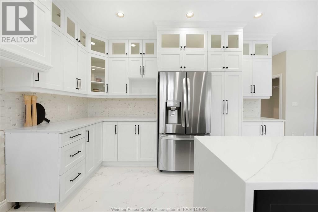 2865 TRAFALGAR COURT Image 20