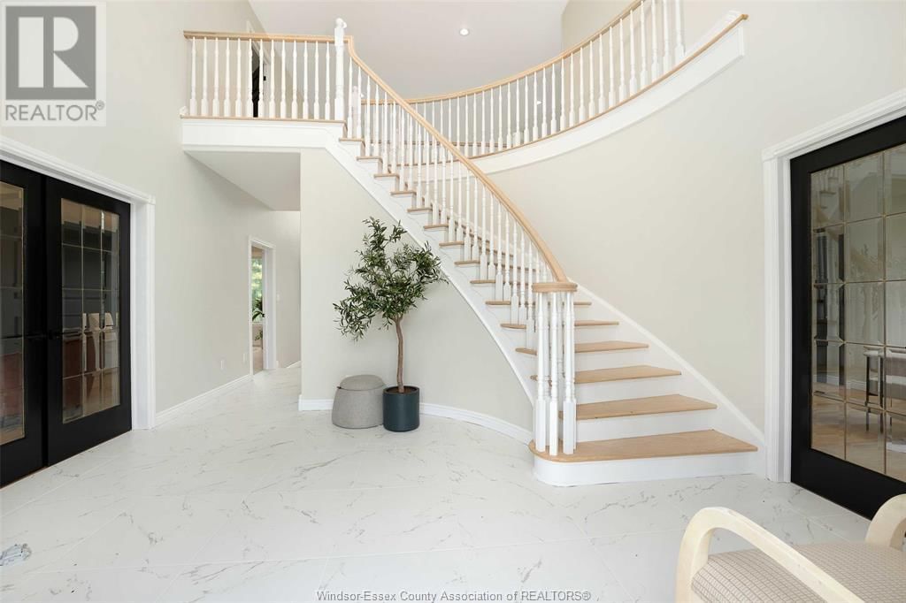 2865 TRAFALGAR COURT Image 24