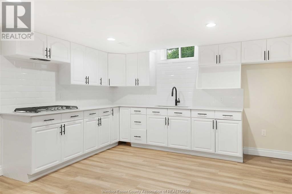 2865 TRAFALGAR COURT Image 43