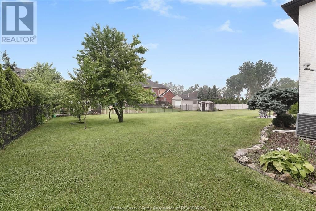 2865 TRAFALGAR COURT Image 50