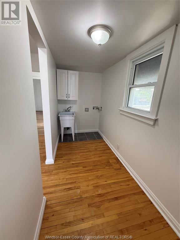 UPPER - 2783 HOWARD AVENUE Image 20
