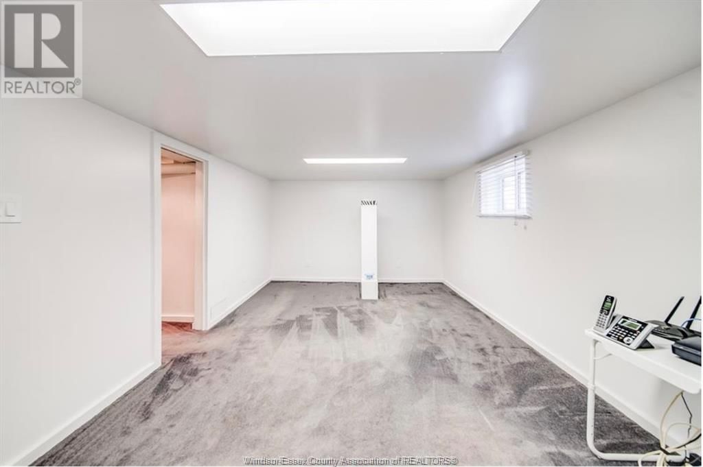 1197 MCKAY AVENUE Image 27