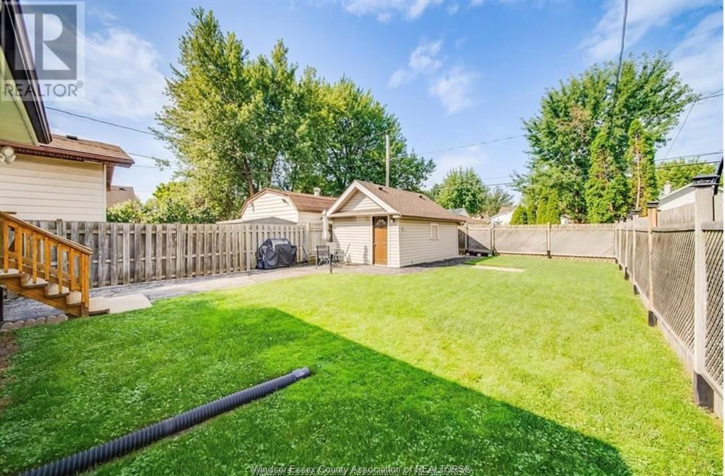 1197 MCKAY AVENUE Image 30