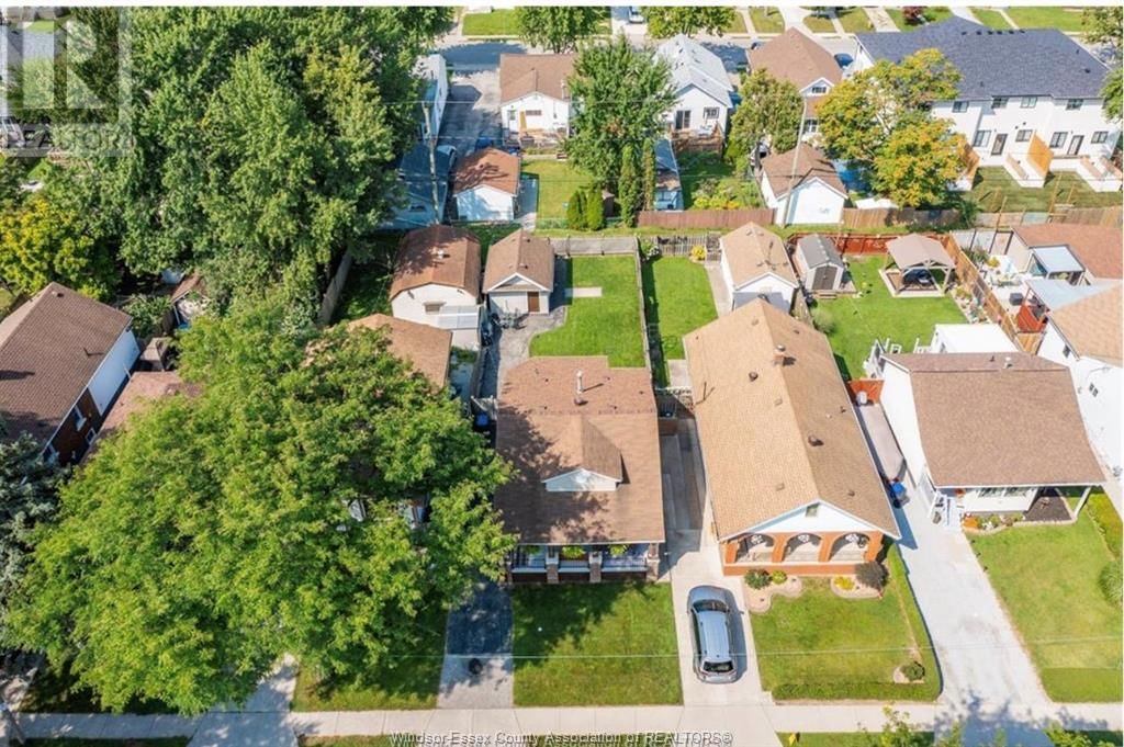 1197 MCKAY AVENUE Image 33