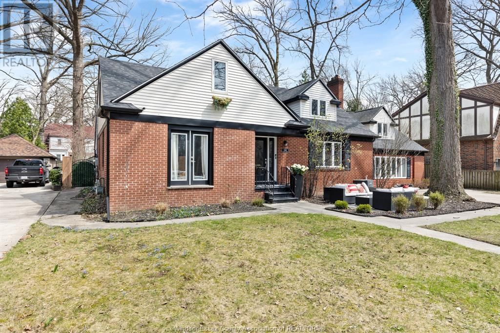 2464 GLADSTONE Image 13