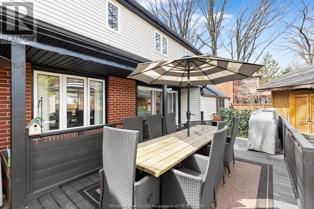 2464 GLADSTONE Image 18