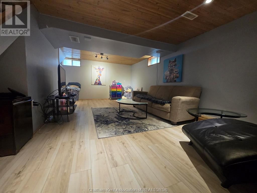 98 SUNNYSIDE AVENUE Image 25