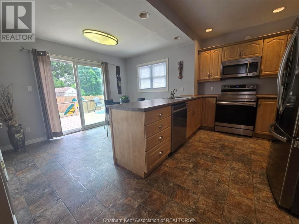 98 SUNNYSIDE AVENUE Image 4