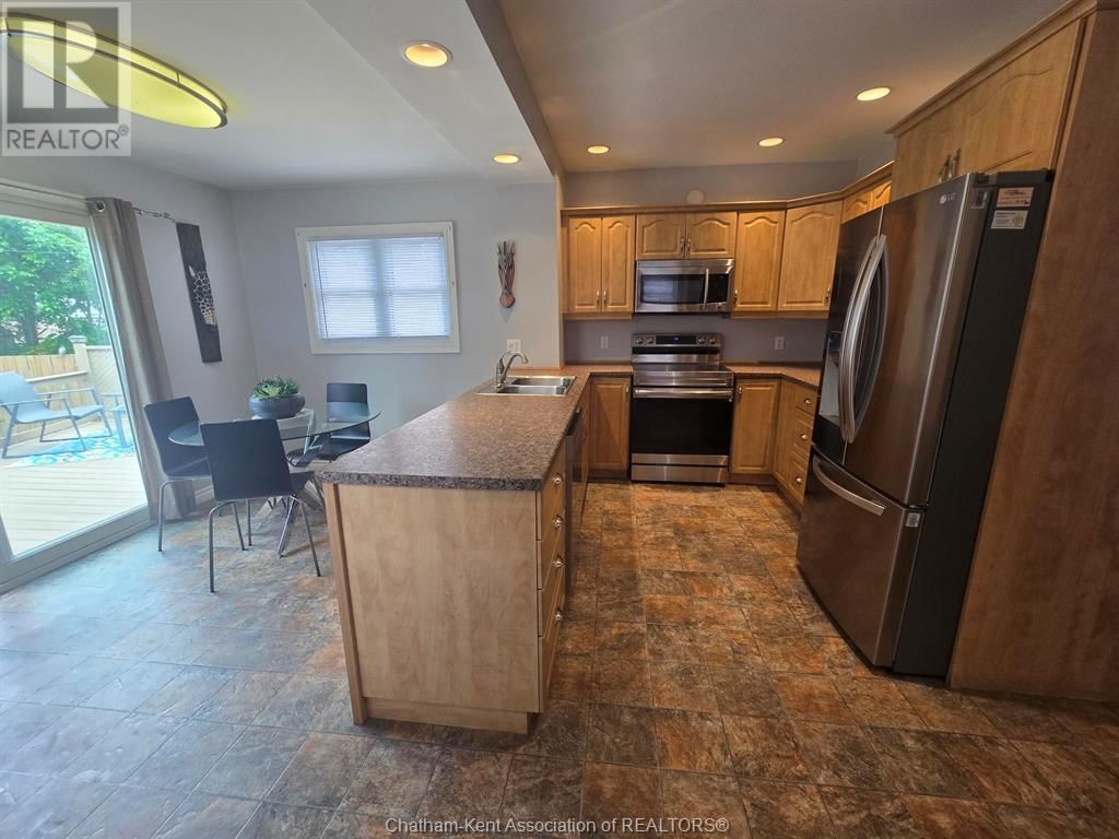 98 SUNNYSIDE AVENUE Image 5