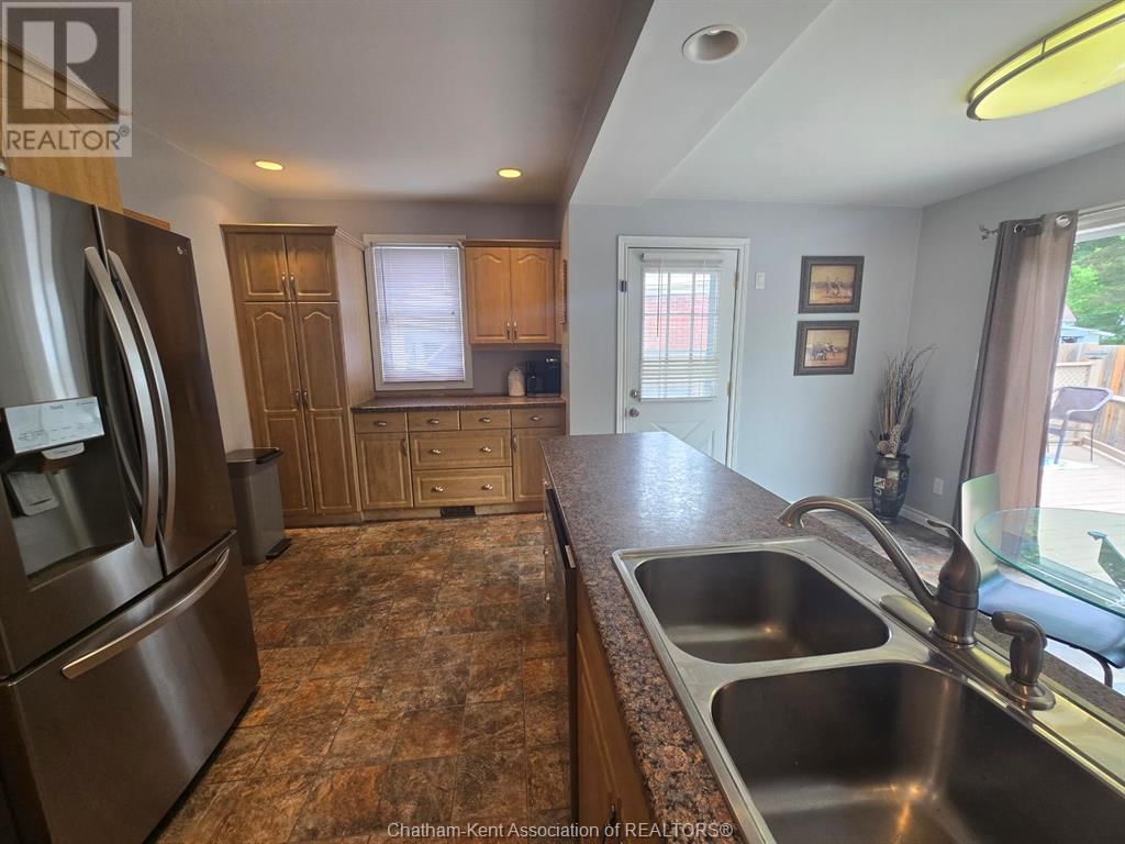 98 SUNNYSIDE AVENUE Image 8