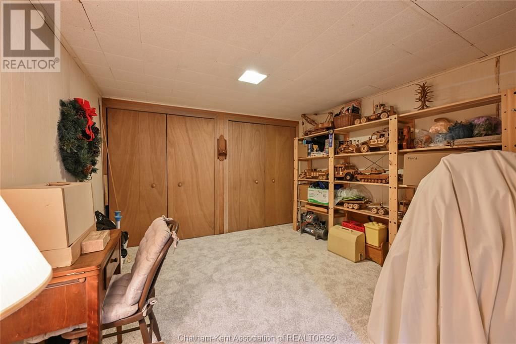 21 WINDSOR DRIVE Image 20