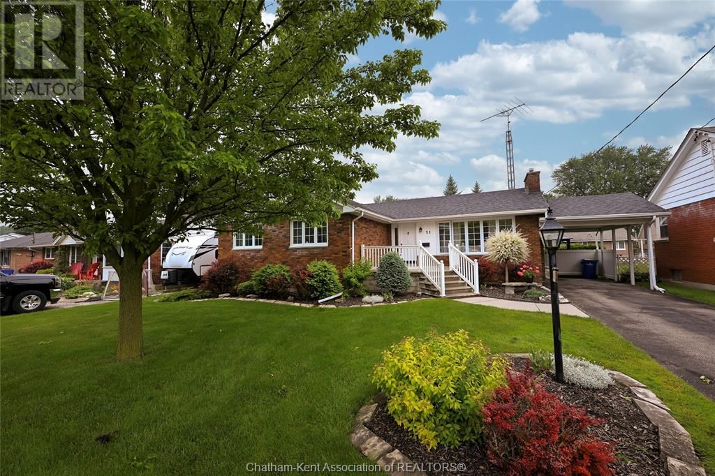 21 WINDSOR DRIVE Image 3