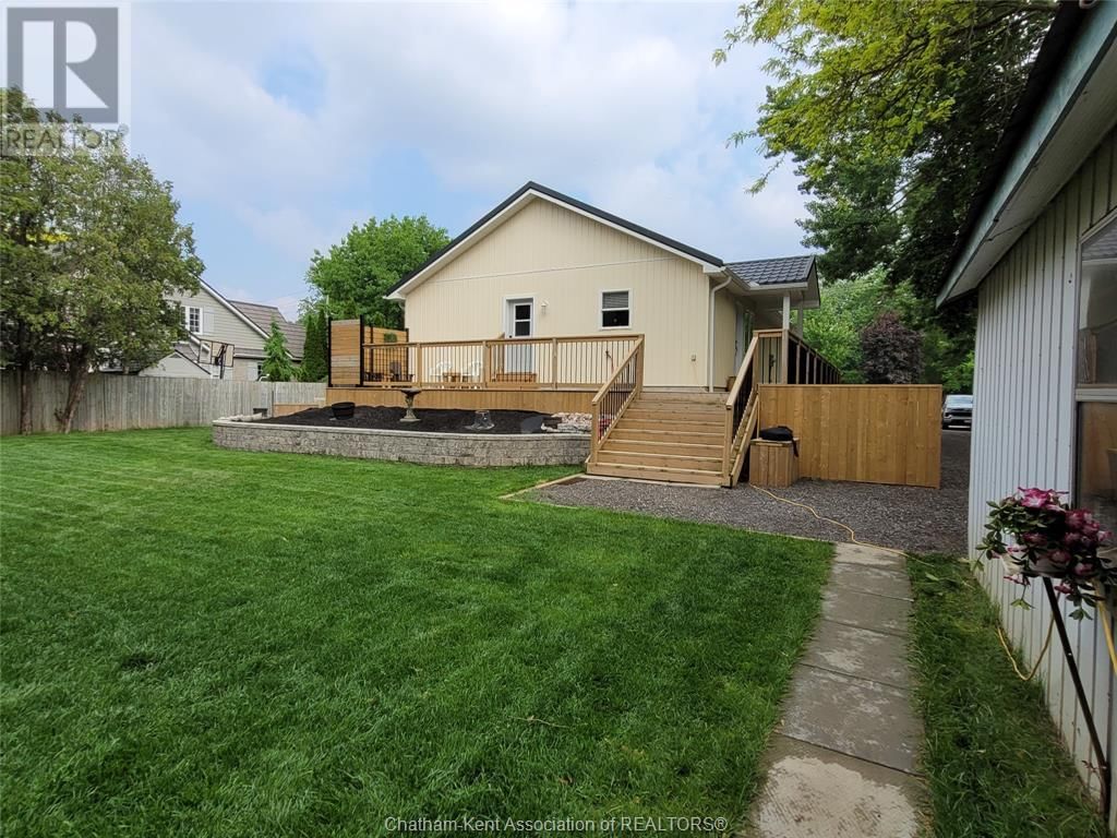 13355 JANE STREET Image 23