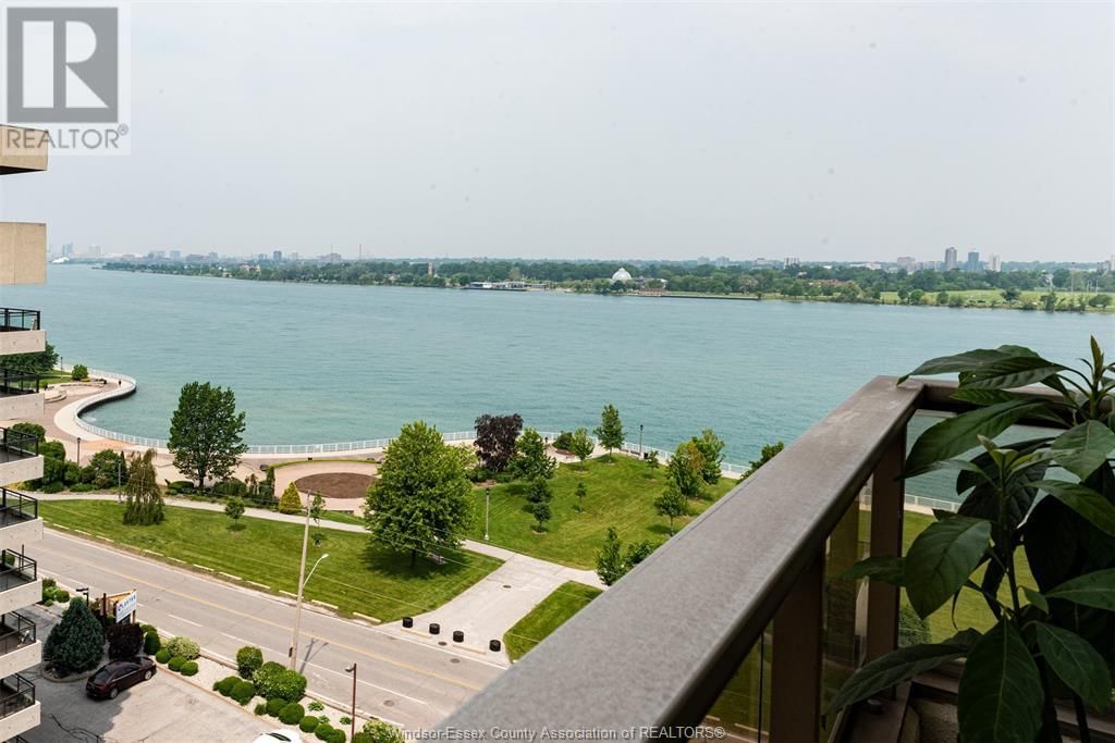 905 - 5151 RIVERSIDE DRIVE Image 32