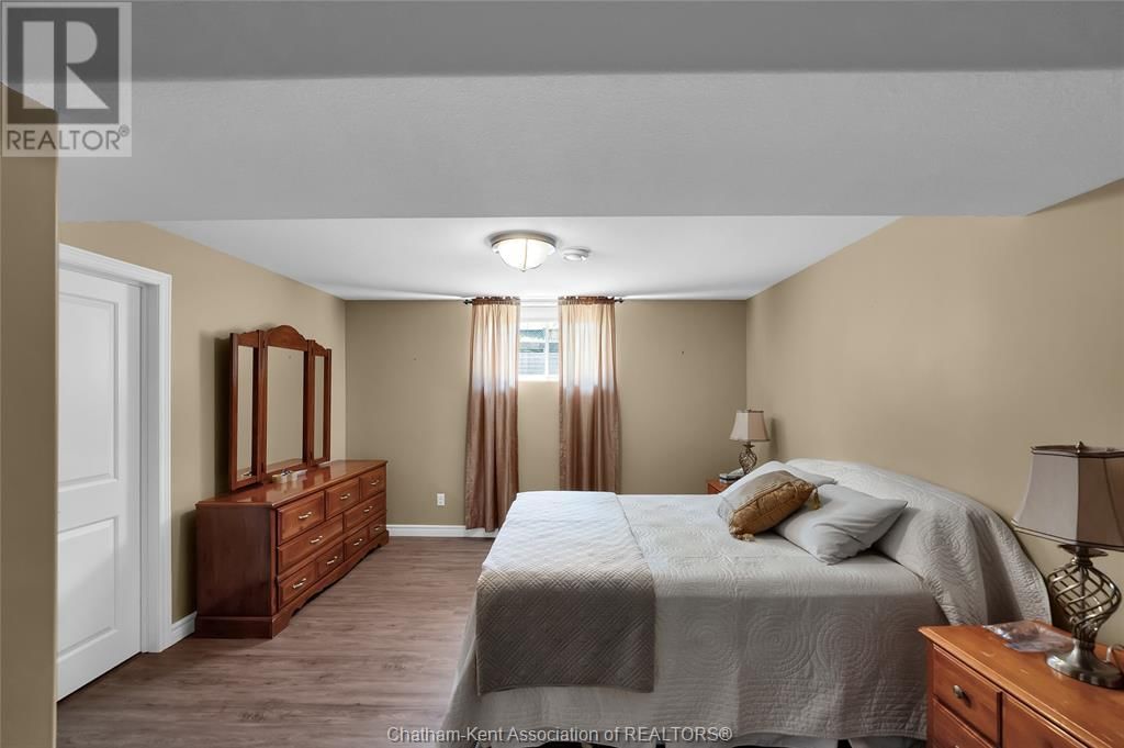 30 LANZ BOULEVARD Image 46