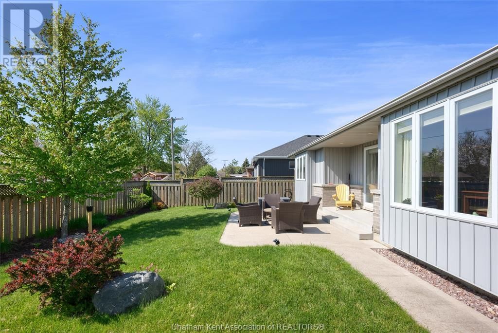 30 LANZ BOULEVARD Image 5
