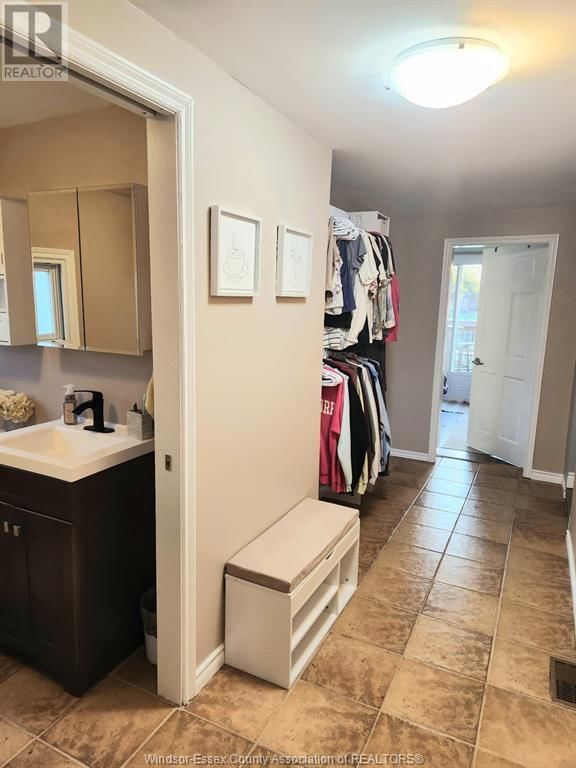 845 REAUME DRIVE Image 29