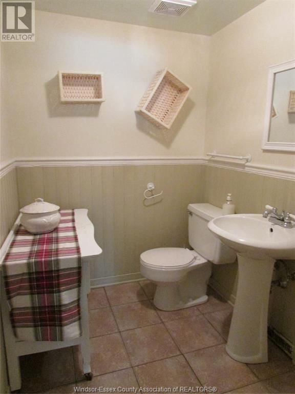 140 DANFORTH AVENUE Image 21