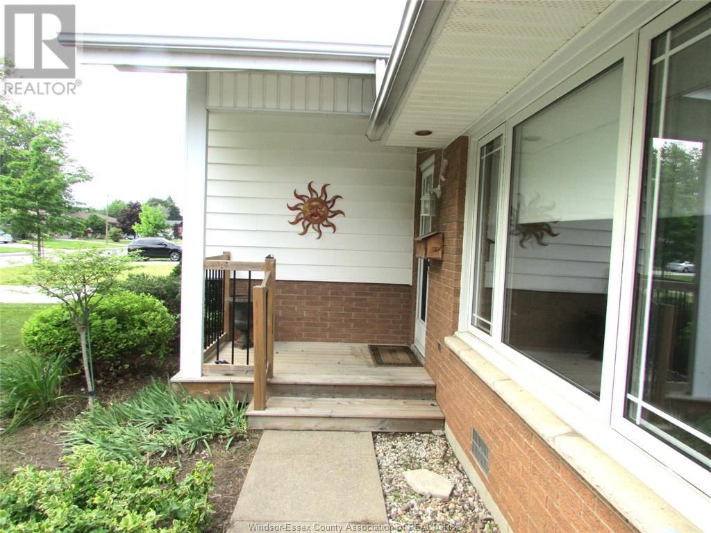 140 DANFORTH AVENUE Image 3