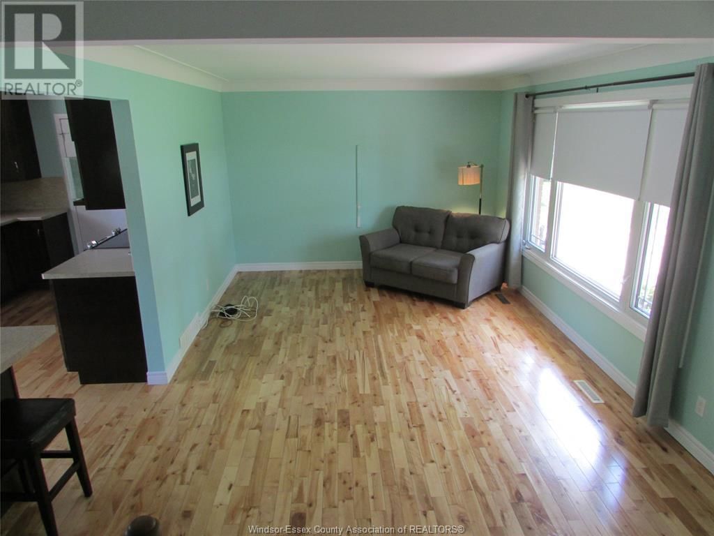 140 DANFORTH AVENUE Image 6