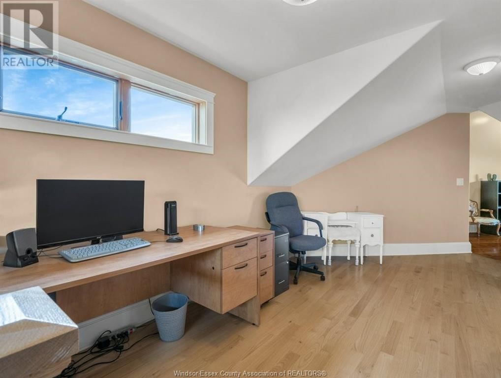 4970 TALBOT TRAIL Image 28