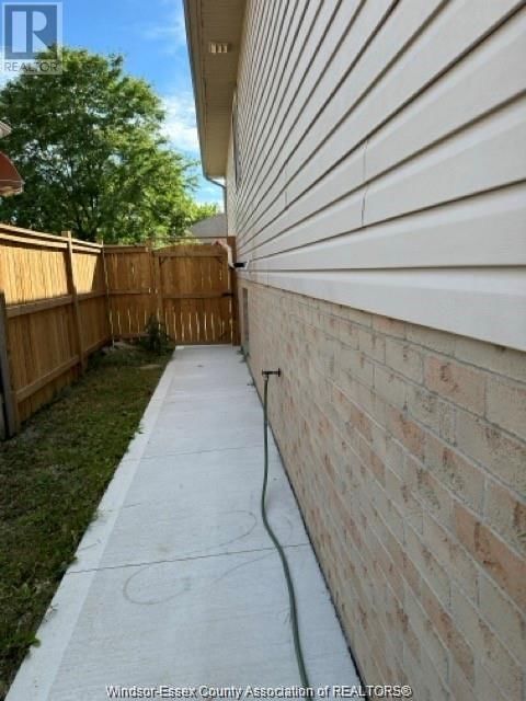 1248 ST. PAUL AVENUE Image 17