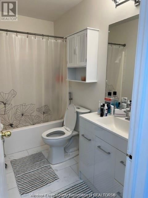 1248 ST. PAUL AVENUE Image 7