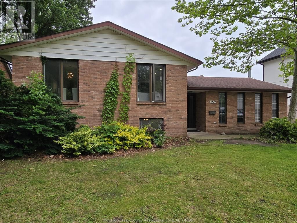 1222 REAUME ROAD Image 2