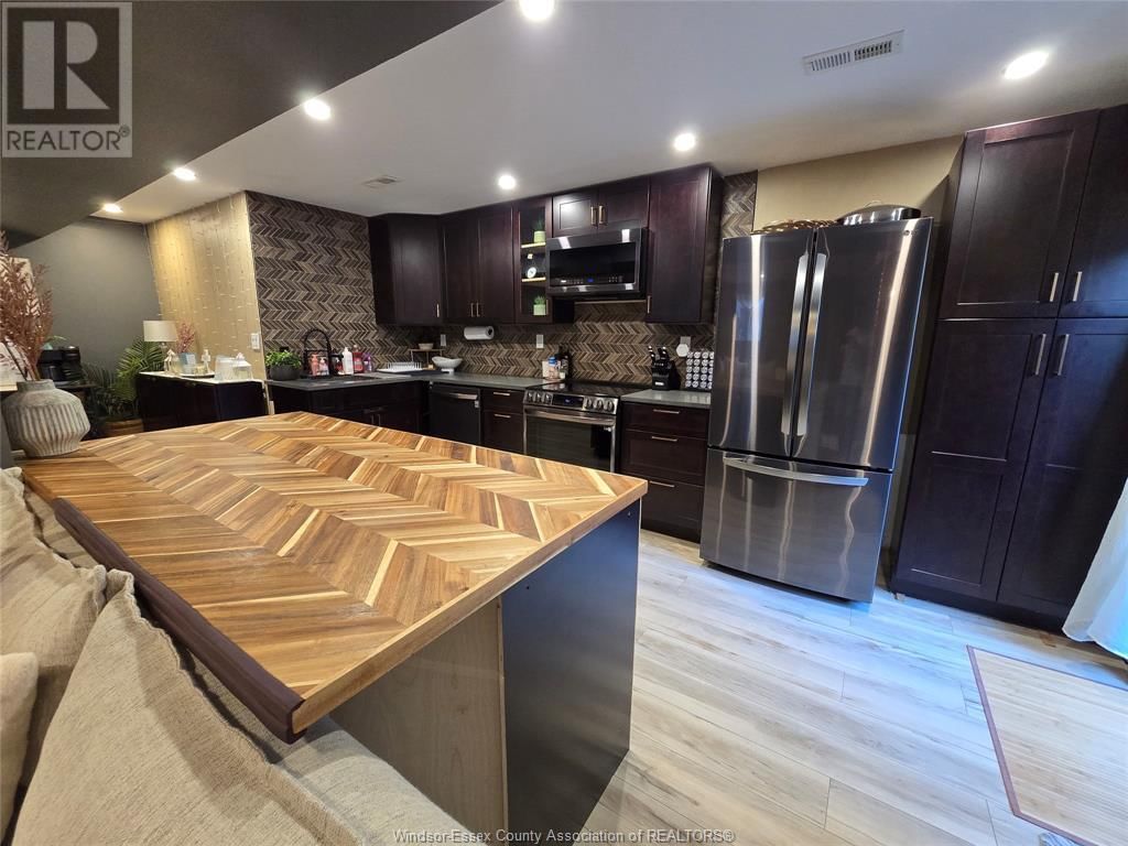 1222 REAUME ROAD Image 36