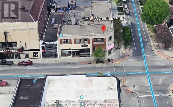1598 WYANDOTTE STREET EAST Image 4