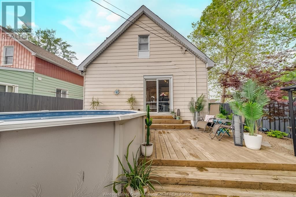 1697 ALBERT RD Image 34