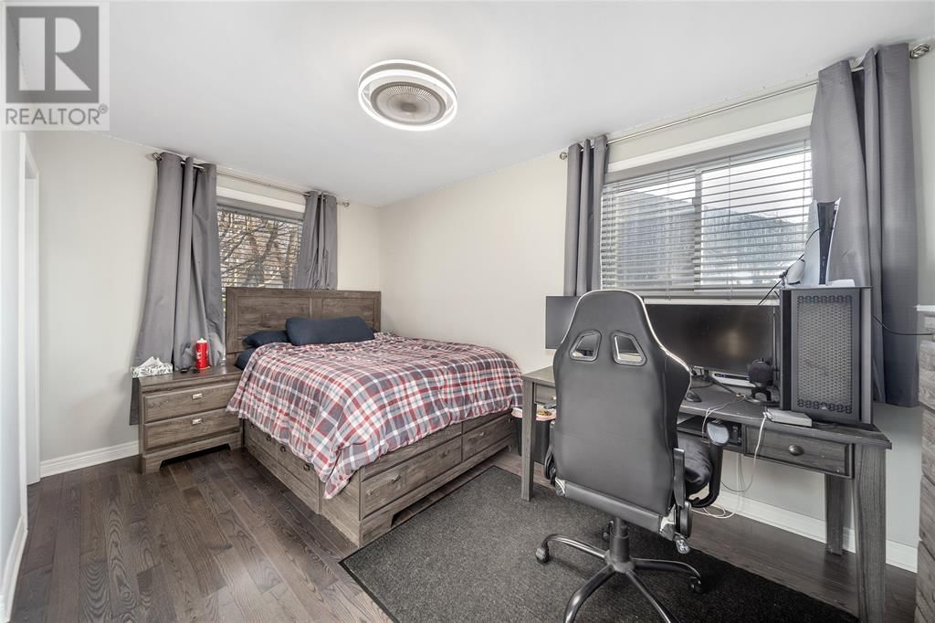 1351 CATHCART BOULEVARD Image 13