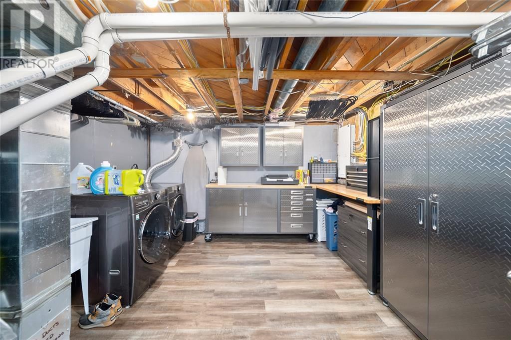 1351 CATHCART BOULEVARD Image 24