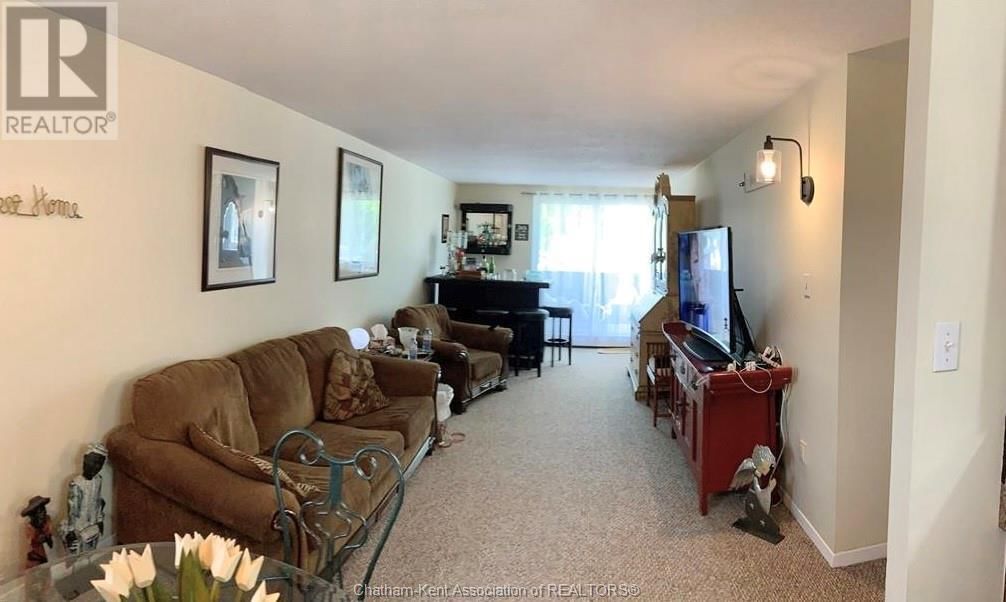 202 - 276 MERRITT AVENUE Image 4