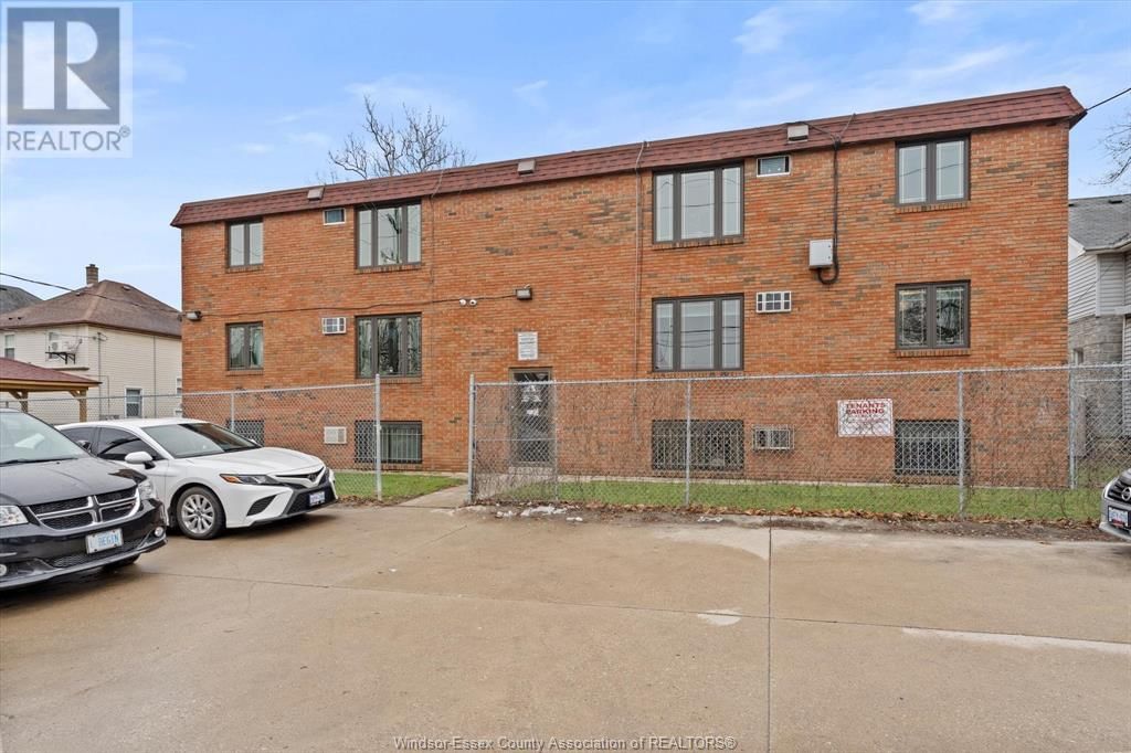 201 - 1160 HOWARD Image 22